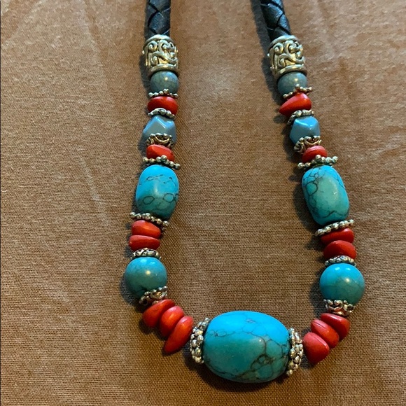 Necklace - Picture 2 of 4